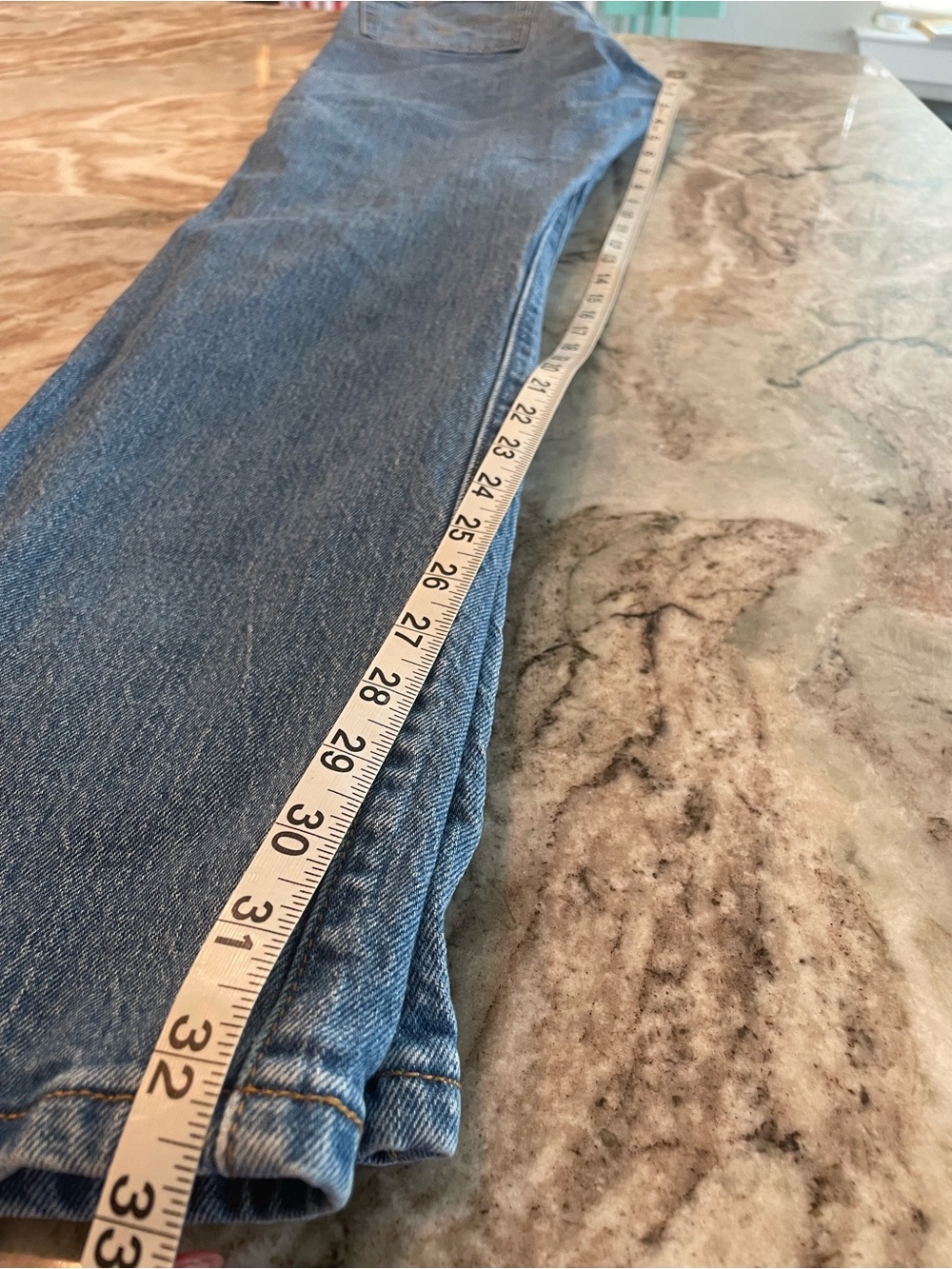 Levis 501 Denim Jeans Size 28 Medium Wash Distressed Long high waisted 90s style - Picture 7 of 10
